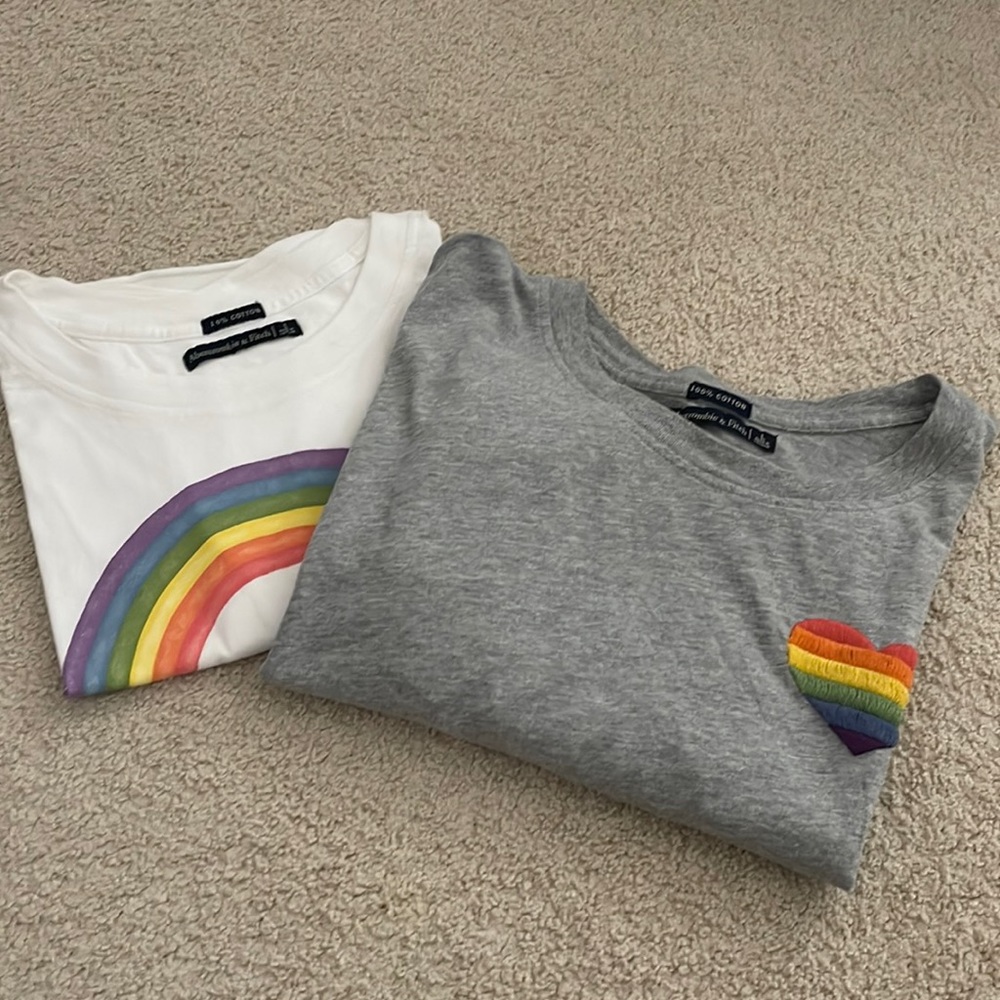 A&F crop tee size L